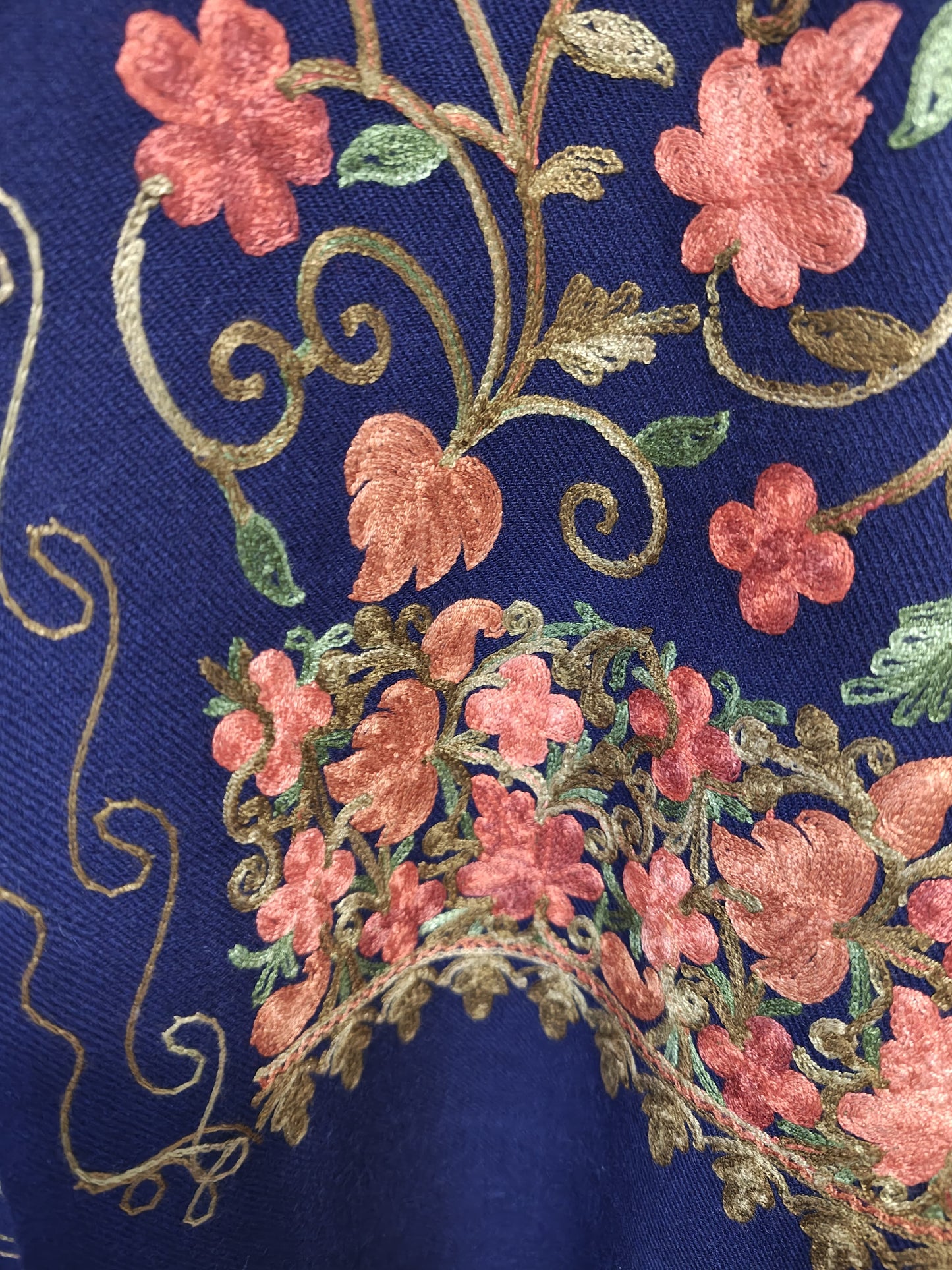 Kashmiri Woollen Stole Full Embroidered Work - Floral Navy